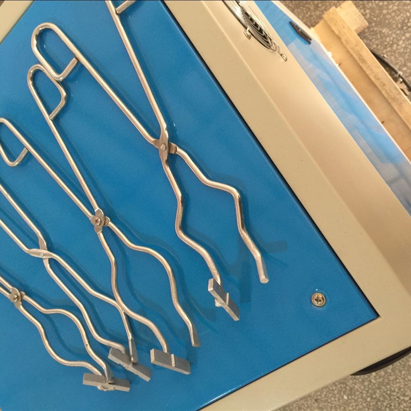 金属冷却槽冲击试样夹钳定位块;低温槽冲击试验机专用试样钳