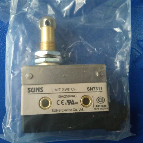 原装三实SUNS漳州SN-7311微动开关 自复限位开关 行程开关
