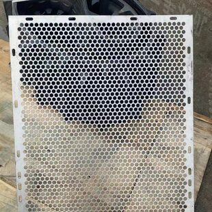 雷沃收割机配件大全 RG70领航金刚改装振动筛下筛干净