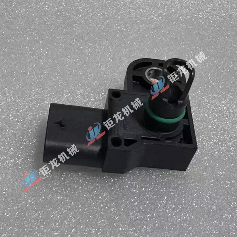 全柴V35 进气温压传感器2409004510100传感器32mpp18-01