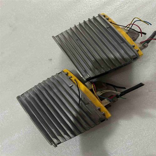 康尼伺服驱动器KSA-07BAB-9(仿佛配件)