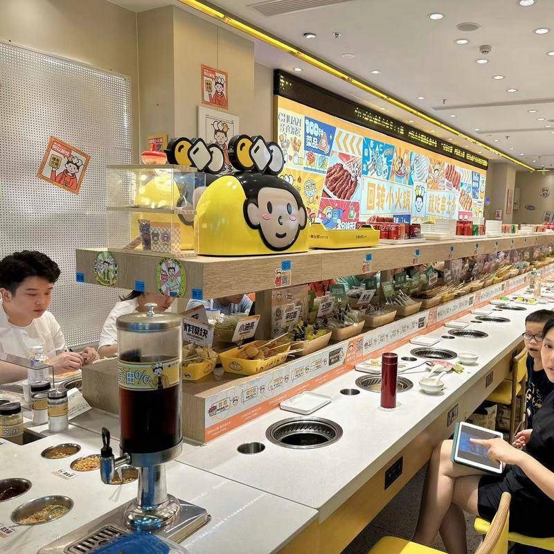 旋转小火锅设备自动传送带餐饮台面柜体全套机器设备回转火锅设备