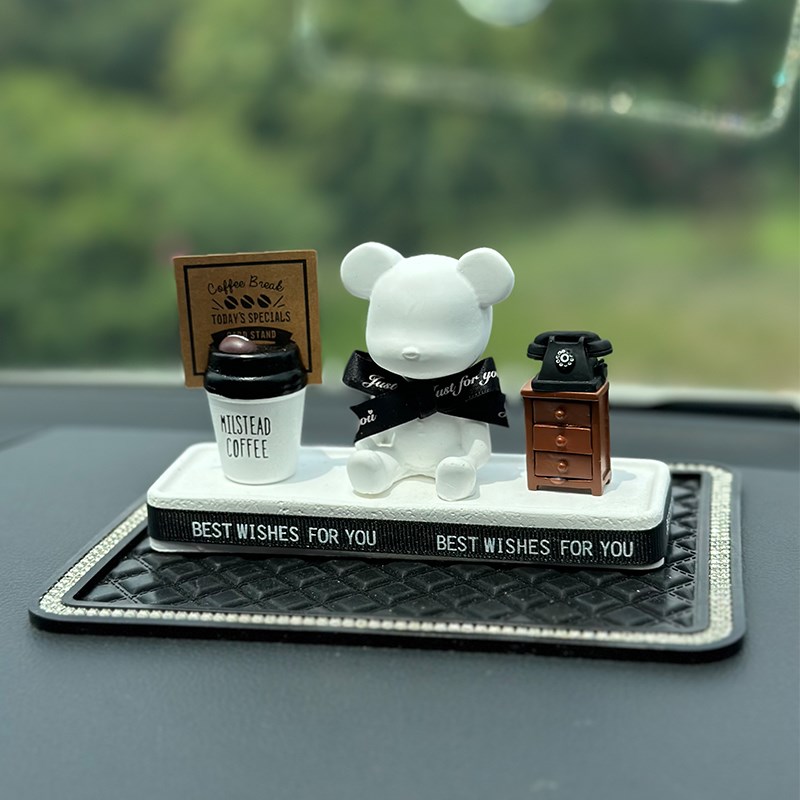 网红高级车e饰品摆件扩香石车载香薰中控台汽车装饰清新淡香新车