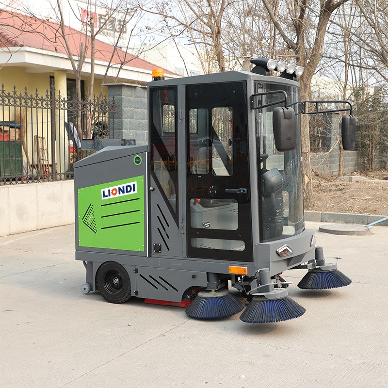 多功能工业电动扫地车长续航物业车间厂房清扫车2米驾驶式扫地车