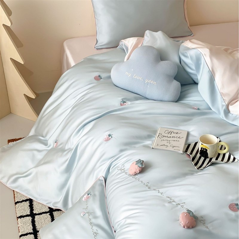 夏季丝滑凉感60s兰精天丝夏被四件套立体草莓刺绣裸睡被套空调被