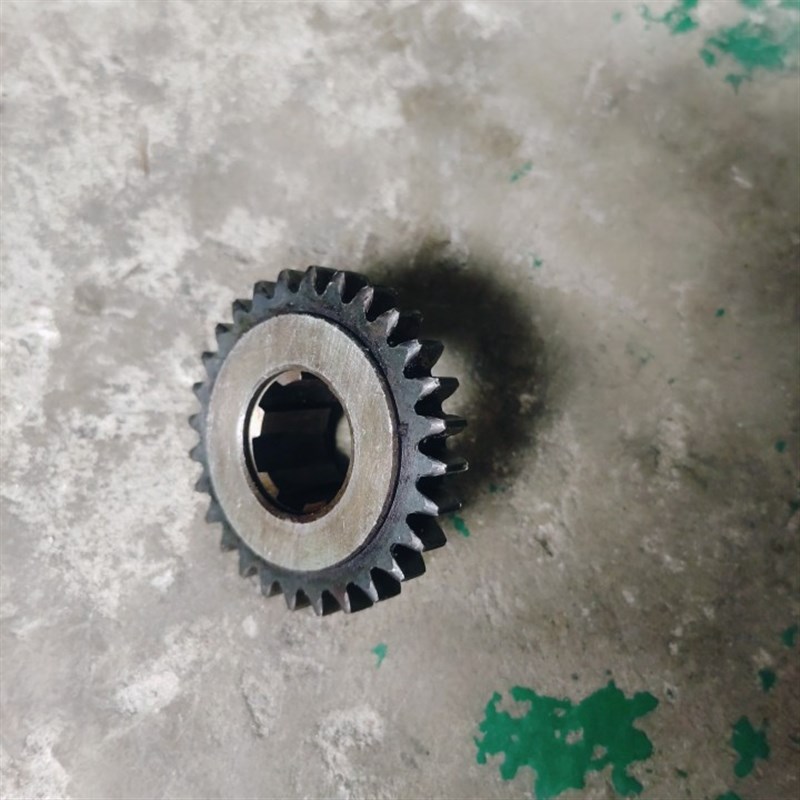 广州南方机床CN6140B CN6150B车床配件齿轮Z28/M2.5花键6-30*8