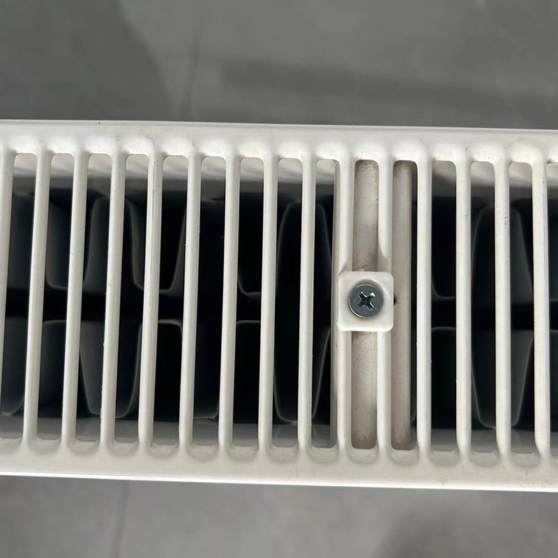 钢制暖气片卧室自采暖壁挂式散热器无缝焊接集中供暖板式暖气片