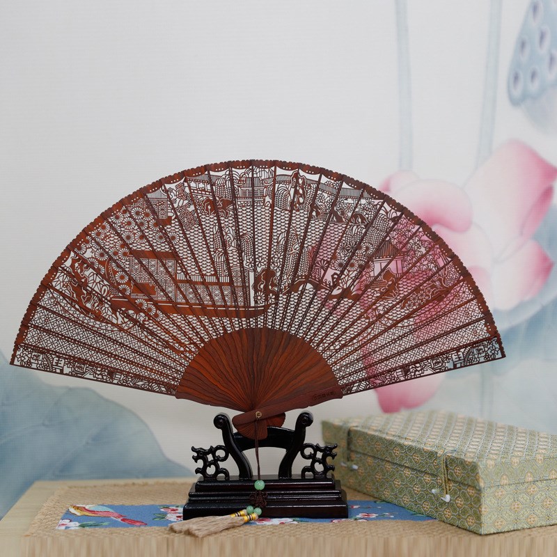 紫檀镂空扇工艺礼品定 制折扇 客厅展示架藏品柜摆件配饰