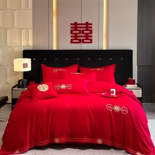 婚庆四件套被子枕芯套装红色新婚床上用品全套一整套中式刺绣喜被