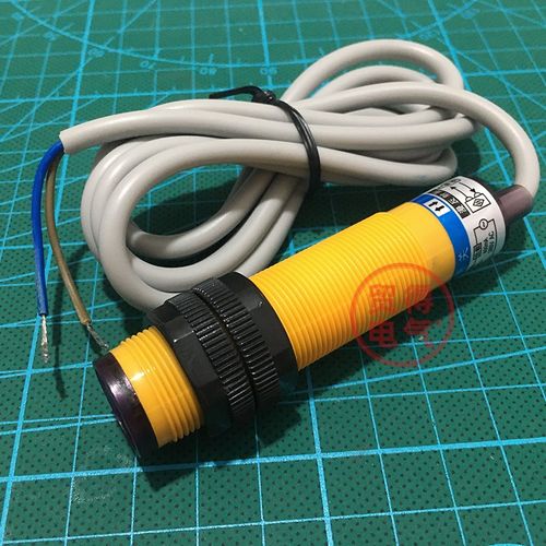 E3F-DS30Y2常闭沪工CHIIB光电开关传感器漫反射可调二线交流OMKQN