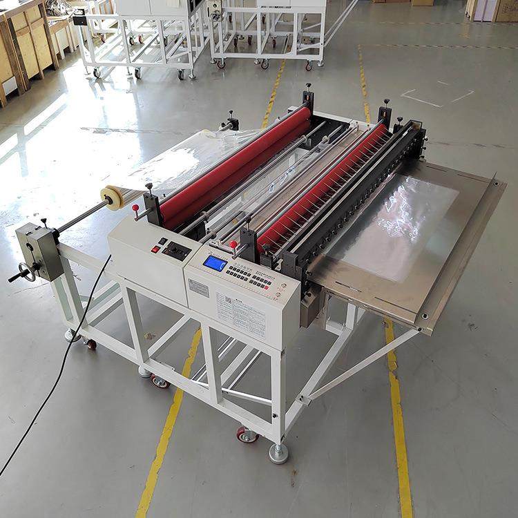 无纺布全自动裁切机PVC膜防窥膜手机膜切膜机泡棉海绵珍珠棉切断