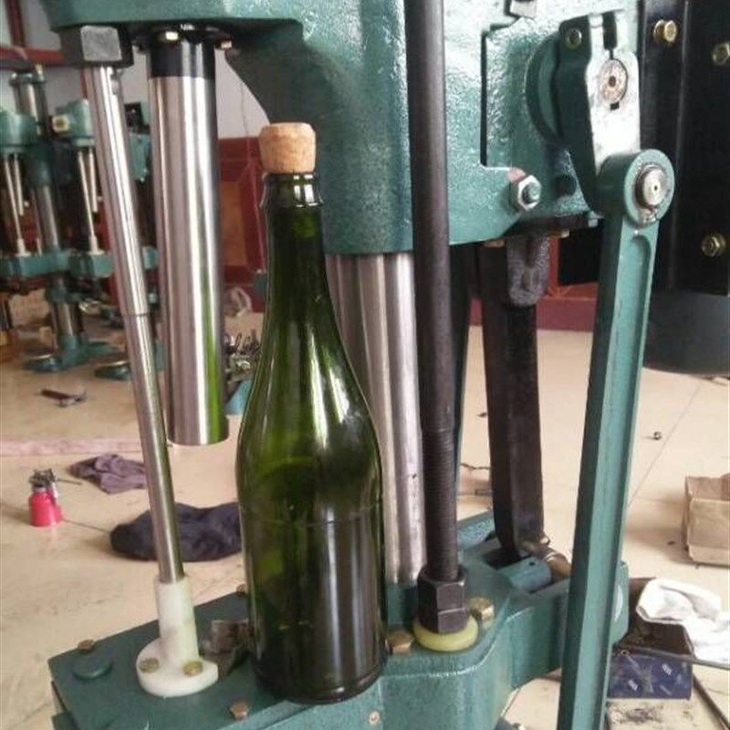 红酒软木塞打塞机 铝盖机 压盖机 电动半自动压塞器 香槟塞封口机