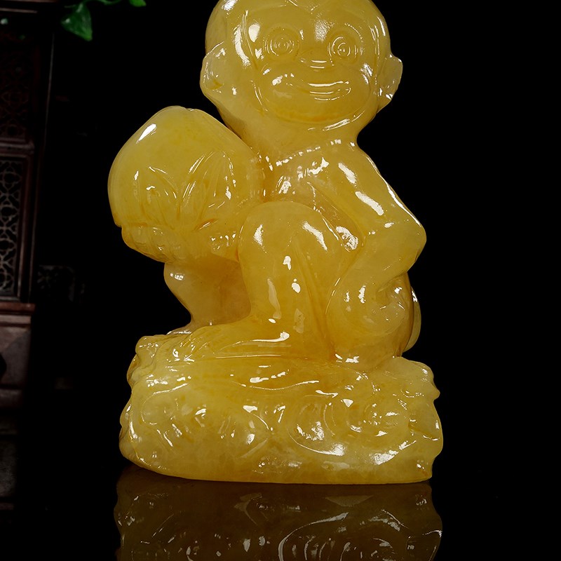 天然黄玉十二生肖猴摆件招财家居客厅办公室玄关电视柜装饰工艺品