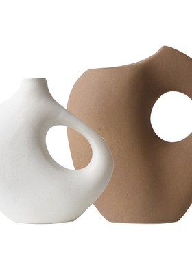 现代格调高级感大地色艺术软装饰品摆件高档轻奢家居客厅酒柜摆设