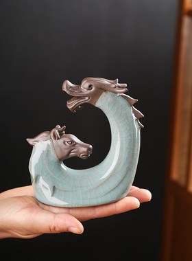 创意陶瓷龙马精神摆件招财客厅玄关酒柜装饰品生肖龙办公桌面摆设