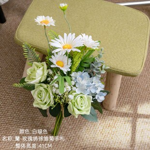 墙挂蘭玫瑰绣球雏菊手札仿真花家居设计手捧花束墙饰CF02003