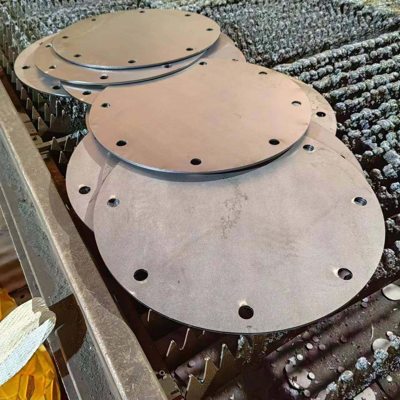 A3钢板定制切割45号钢板激光切割钢板折弯打孔Q355锰板切割零售,金属材料及制品,钢板,淘宝优惠券,粉丝福利购,淘宝优惠卷