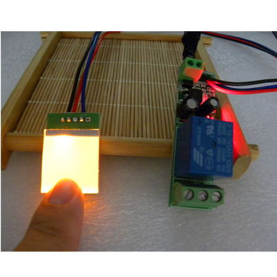 1路电容式触摸按键感应模块继电器开关触控 12V24V按钮自锁点动