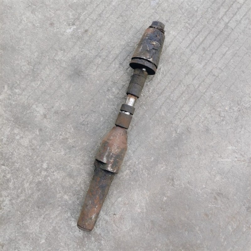 重庆滚齿机配件Y3150E Y3180E滚刀刀杆莫氏5号内螺丝M18