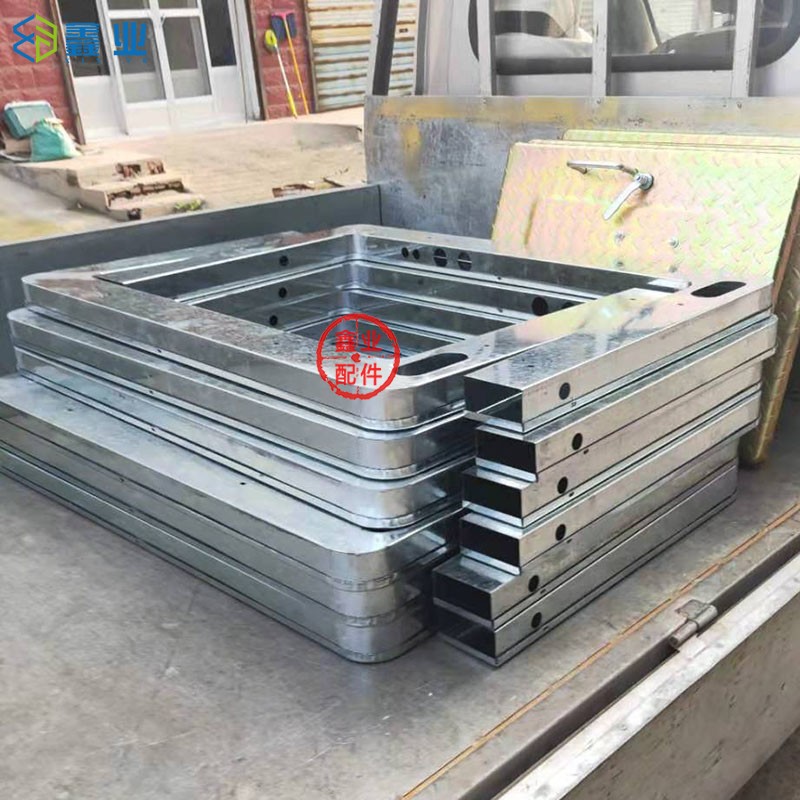 施工电梯电缆线槽镀锌喷塑电缆桥架 开关防火线槽施工升降机配件