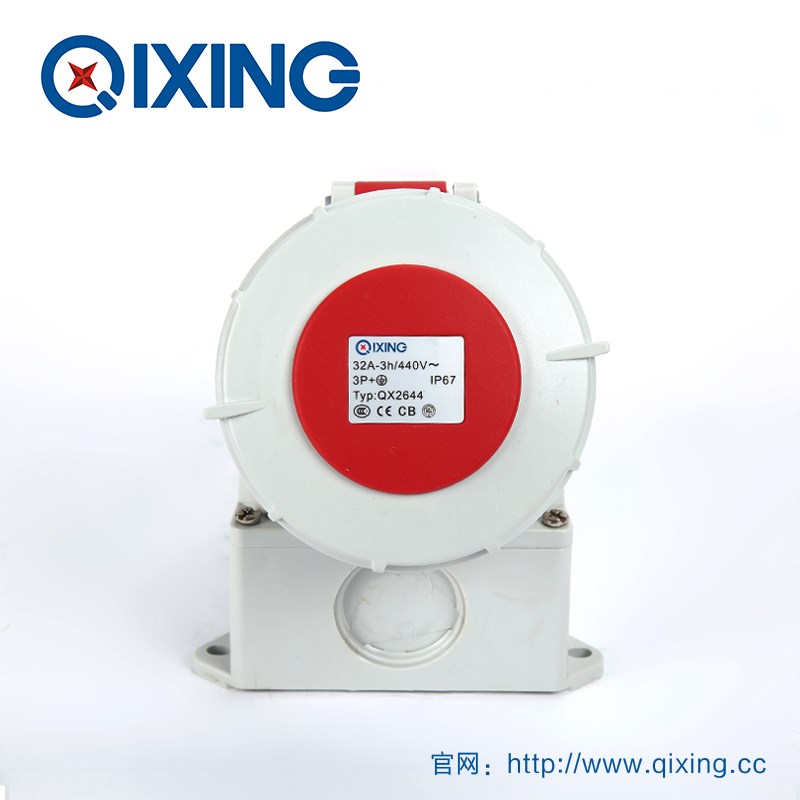 QX2644启星4P32A冷藏插座新能源冷链物流耦合器电源线照明连接器