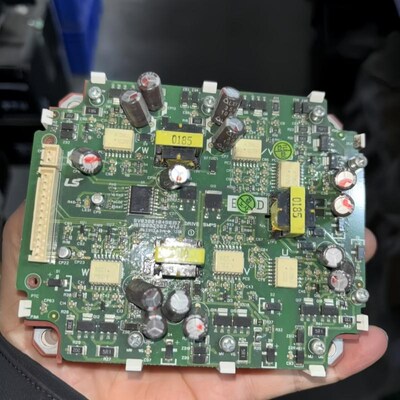 SV0300-04500IS7 DRIVE  SMPS 10110002502 V1.1 LS变频器驱动板