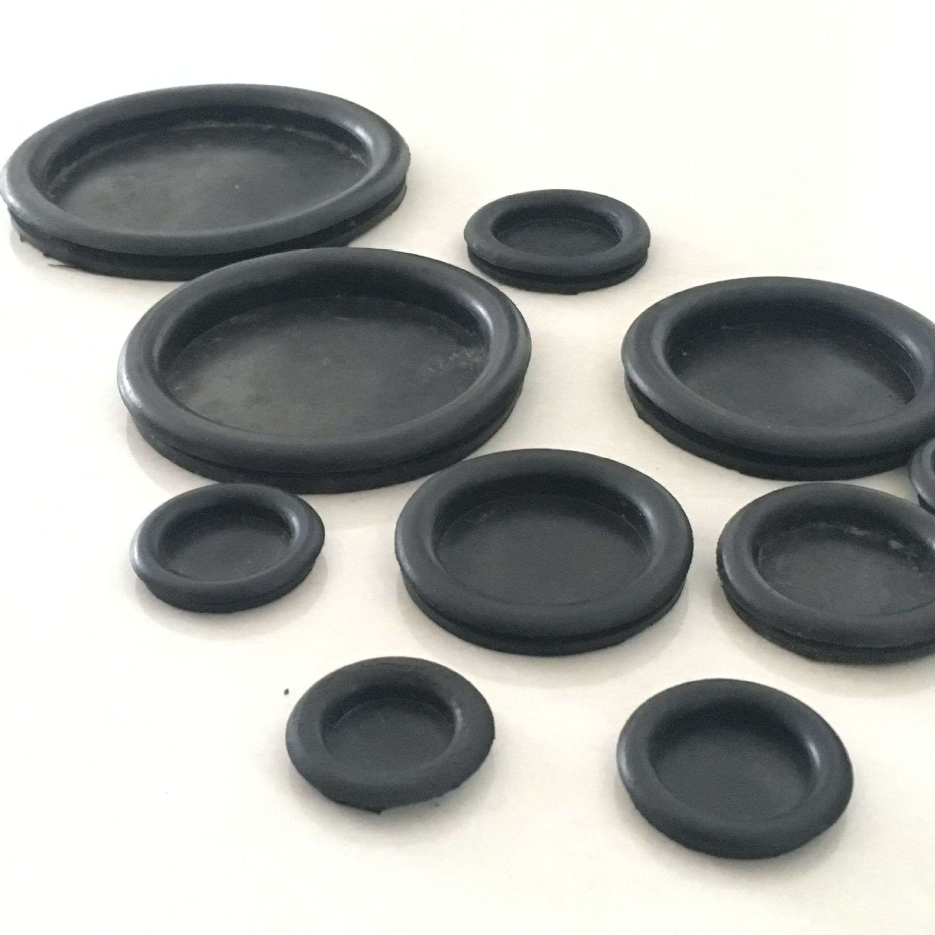 黑色护线圈配电箱堵孔单面橡胶护线套M60 300装M65-80 200装现货