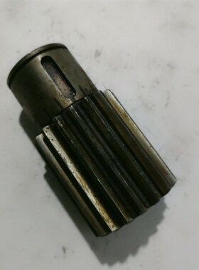慈溪机床厂Z5040立式钻床配件齿轮Z17/M3/花键6-30*8长度108