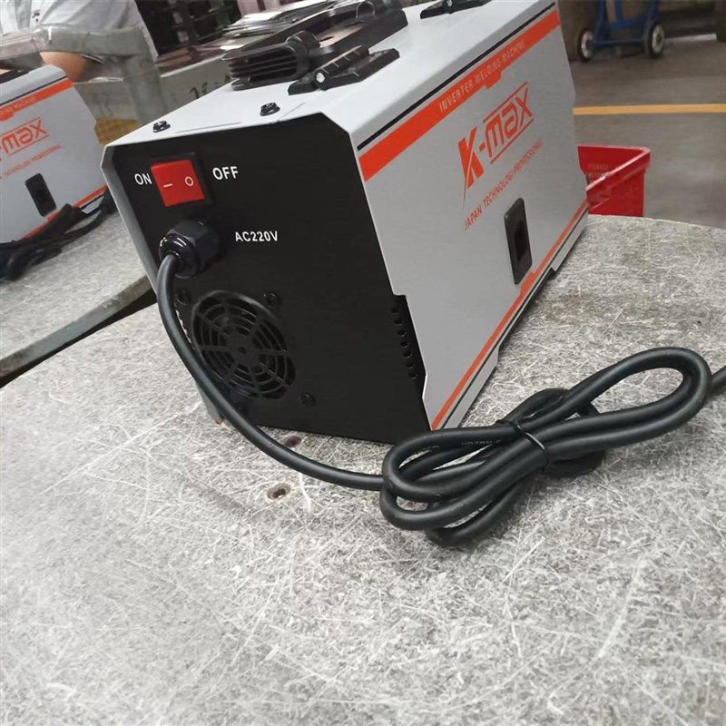1kg三合一无气二保焊机MIG/MMA/TIG电焊机120A220v