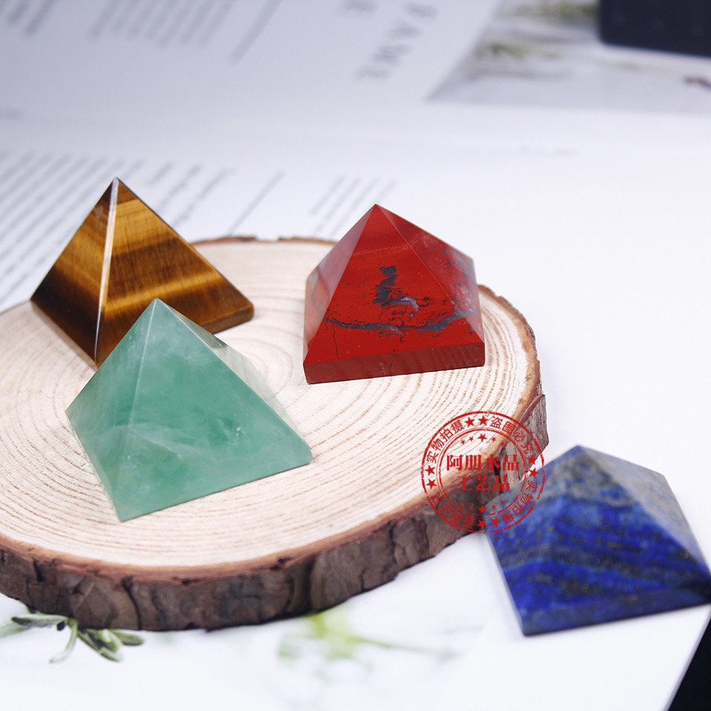 天然水晶金字塔摆件半宝石原石打磨办公装饰能量塔水晶工艺品