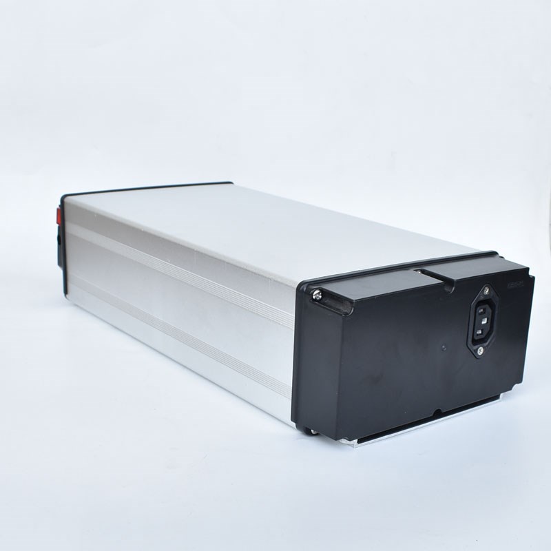 代驾车电池盒尾架款加大电池箱子折叠电动车锂电池后拉电池外壳