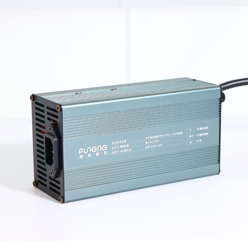 赋能勤航锂电池原装充电器48V60V伏72V8A10a快速电动车5A通用