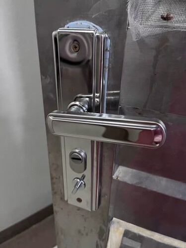 防盗门大门门锁通用型门把手反锁把手柄锁具室内房门锁铁门上提