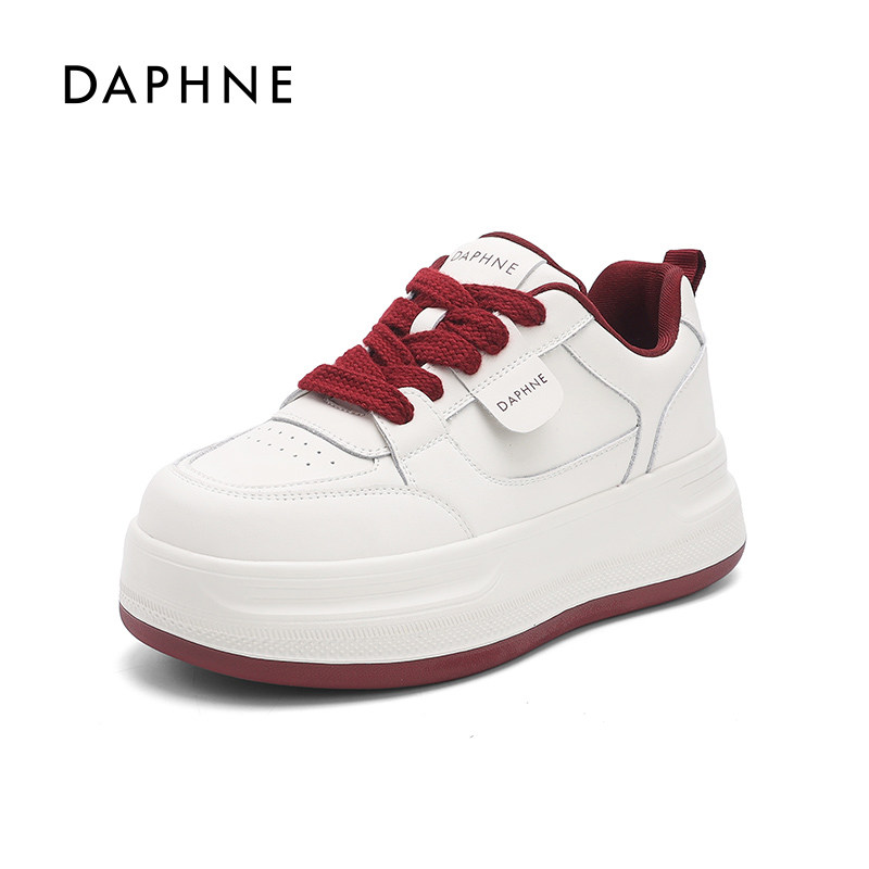 达芙妮厚底休闲小白鞋女2026新款春季米红色软底圆头时尚百搭板鞋,女鞋,休闲板鞋,淘宝优惠券,粉丝福利购,淘宝优惠卷