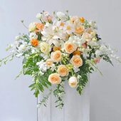 杭州送花会议桌花商务演讲台花展览酒店餐台办公桌签到台收银鲜花