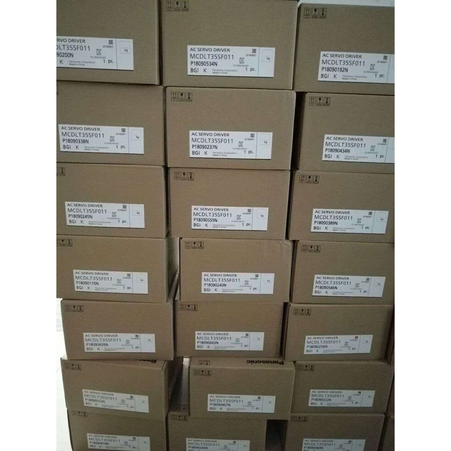 MBDLN25SF伺服交流电机 MBDLN25SE  MBDLN25SE MBDLN25SE