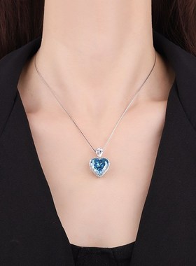 庄生生珠宝新款S925银热卖款高碳钻气G质轻奢吊坠心形主石15*15