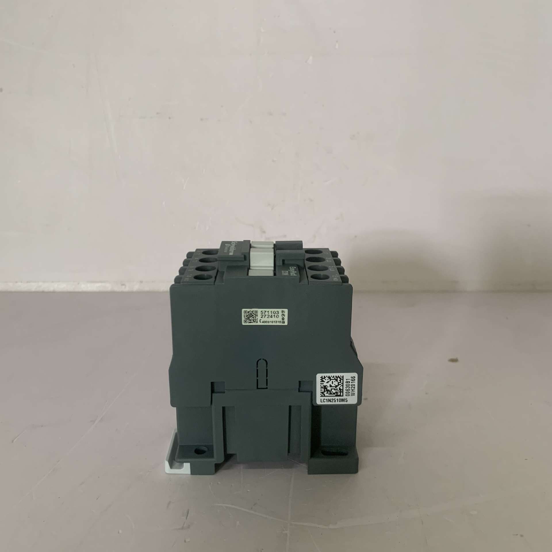低压电气 LC1N2510M5N LC1N2510M5N 交流接触器