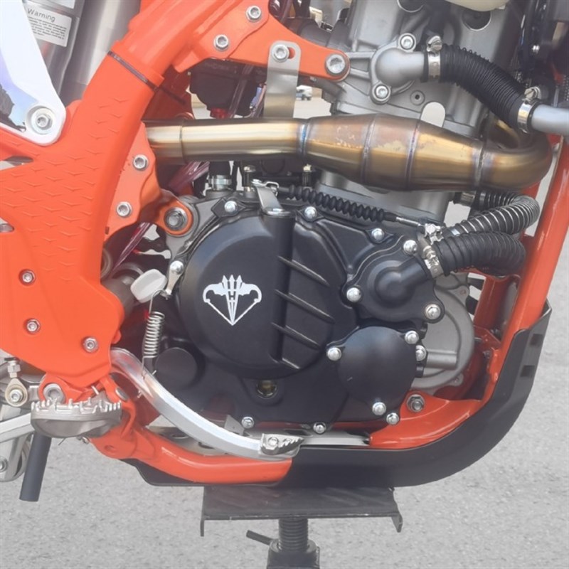 新贵尊新款原装大越野摩托车K26.NB300CC水冷山地林道大越野整车