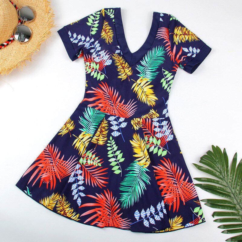 妈妈款游泳衣女士保守遮肚显瘦宽松连体裙式大码中老年泡温泉泳装