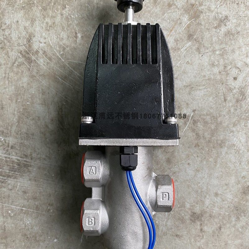 YC24D-DN15不锈钢304二位四通电磁换向阀4分排泥阀220V24V京宏