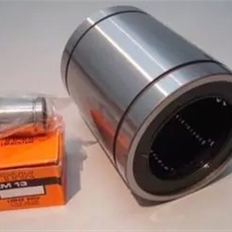 日本THK进口直线轴承LM30UU35UU40UU精密直线轴承