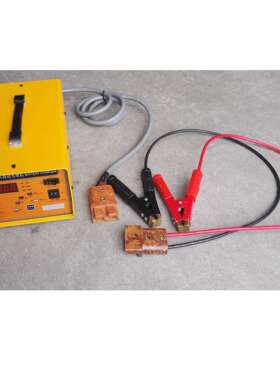 CZC7A-45A48V铅酸电瓶自动充电机SN施能48V45A电压电流可调充电器