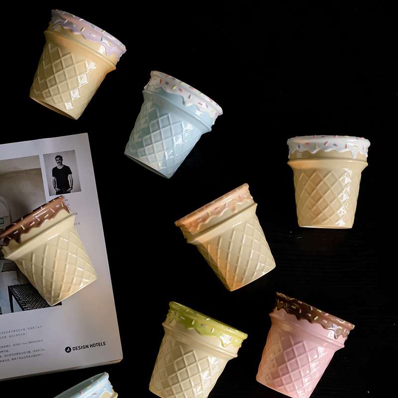 陶瓷冰淇淋圣手握杯咖啡杯随手杯带盖甜点杯