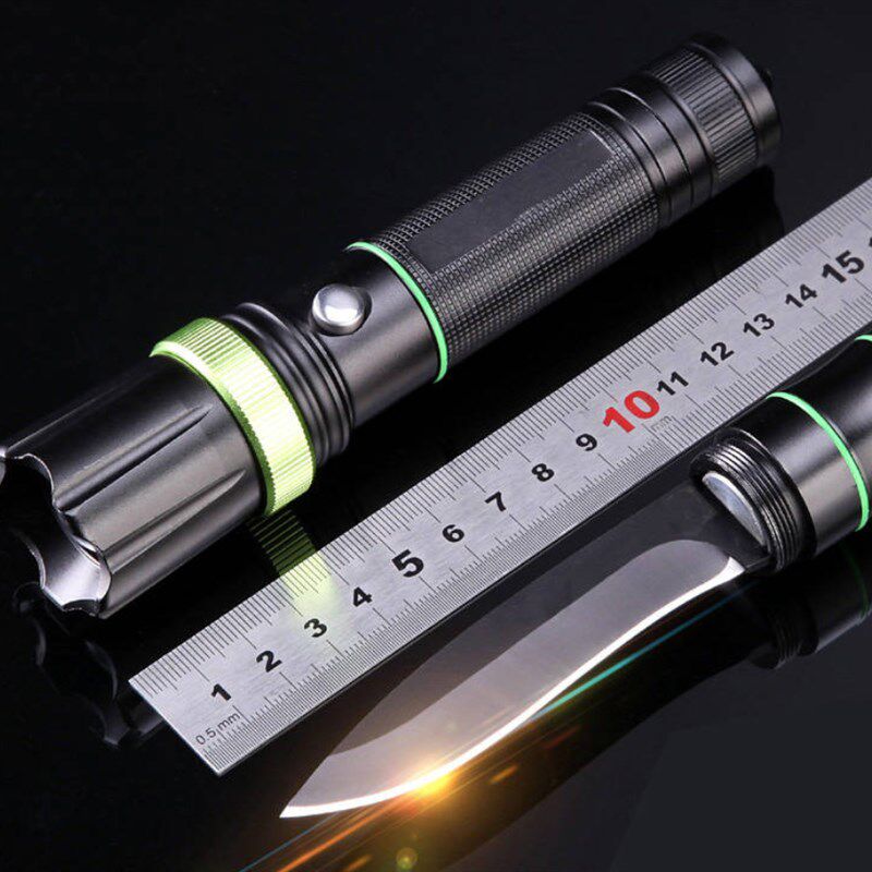 有刀汽车用防暴神器带棒球棍手电筒可充电防身武器多功能变焦