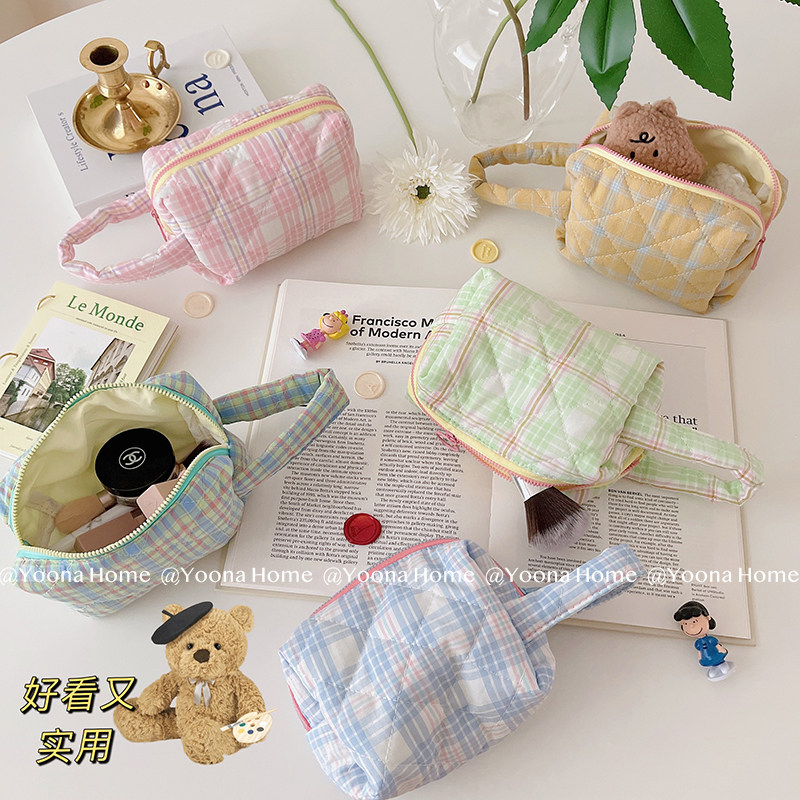 Yoona Home ins多功能收纳包化妆包超大容量便携手拎袋格纹手腕包