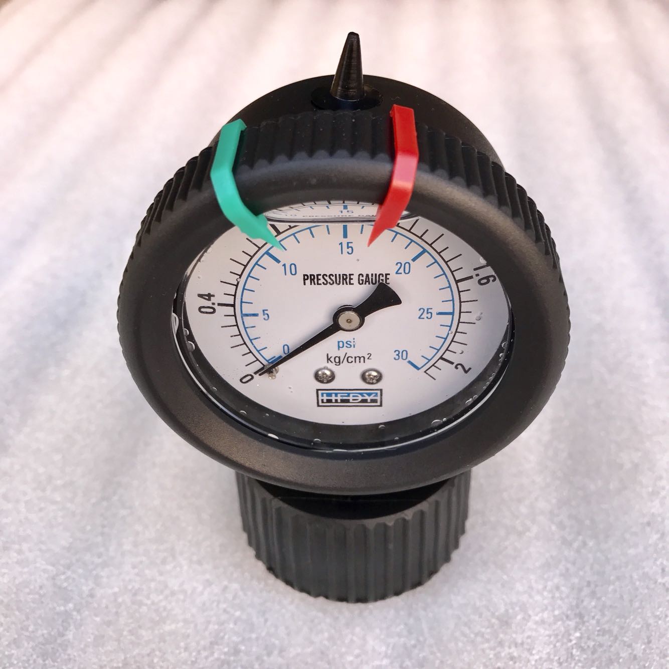 塑料隔膜压力表耐震 0- 2kg 0-30psi内螺纹ZG1/2四分表径74mm径向