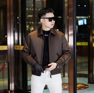 新款 羽绒服外套真皮桑蚕丝夹克痞帅棒球衣 羽绒棒球服轻奢翻领男装