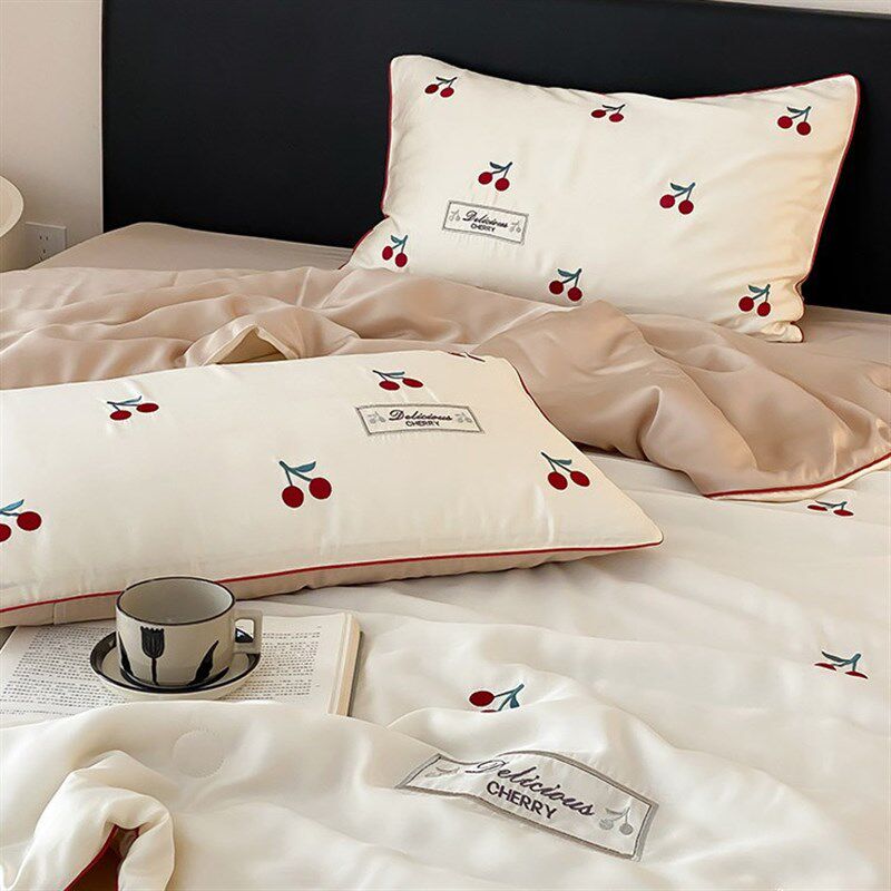 夏季樱桃双面80天丝夏凉被空调被四件套凉感裸睡少女刺绣可水洗机