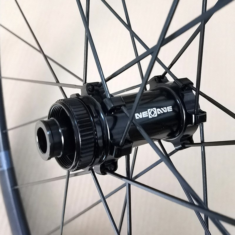 11速 700C中锁碟刹公路轮组- M12*142桶轴- tpi培林 pillar辐条